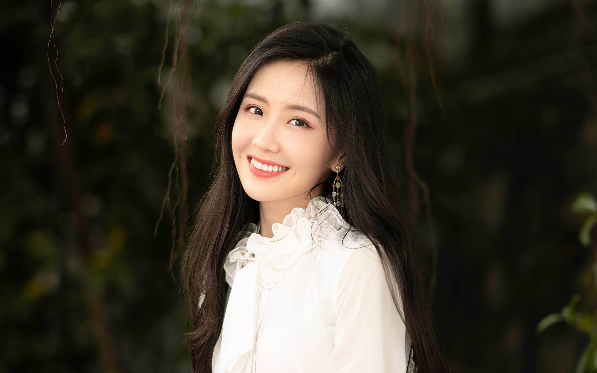 塞维利亚主场1-1战平阿拉维斯，连续5轮不胜，塞维利亚对阿拉维斯聚胜顽球汇