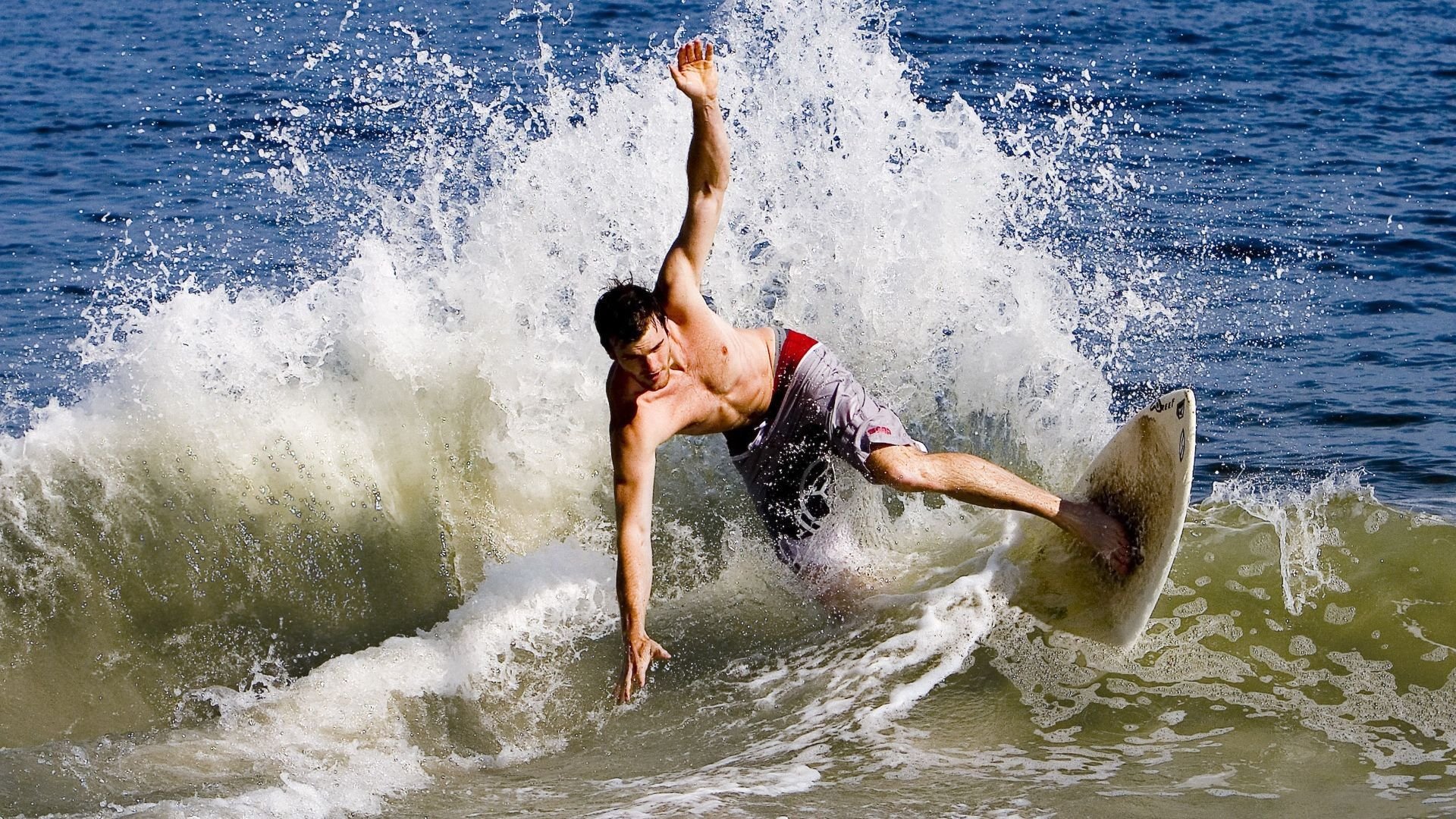 墨西哥队主帅当选“最佳冰球——不,是足球教练”,墨西哥球团